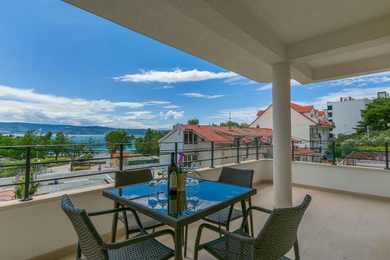 Apartments Villa Aquamarine Duce Exterior photo